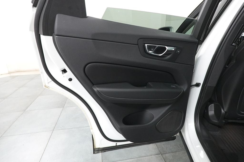 2022 Volvo XC60 Recharge Plug-In Hybrid T8 Inscription