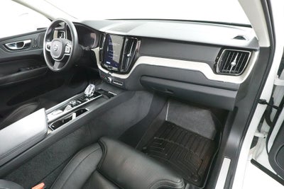 2022 Volvo XC60 Recharge Plug-In Hybrid T8 Inscription