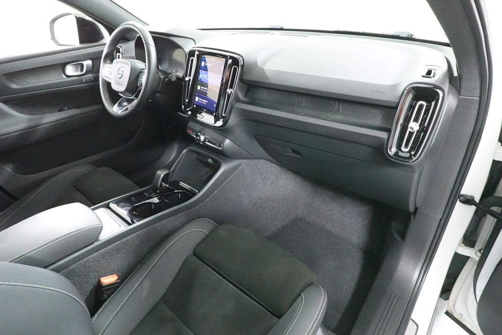 2023 Volvo C40 Recharge Pure Electric Twin Plus