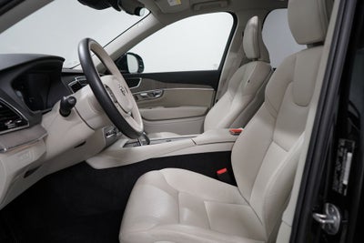 2024 Volvo XC90 Recharge Plug-In Hybrid T8 Plus Bright Theme 7 Passenger