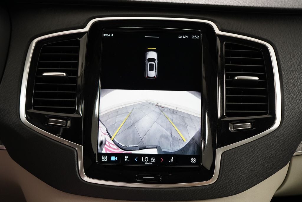 2024 Volvo XC90 Recharge Plug-In Hybrid T8 Plus Bright Theme 7 Passenger
