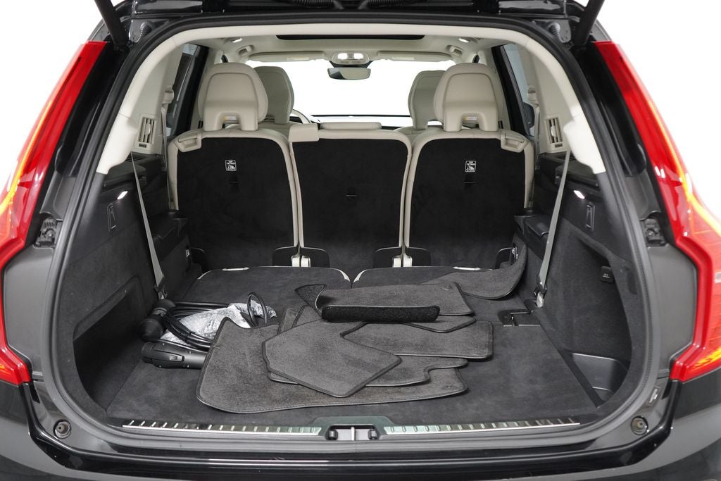 2024 Volvo XC90 Recharge Plug-In Hybrid T8 Plus Bright Theme 7 Passenger
