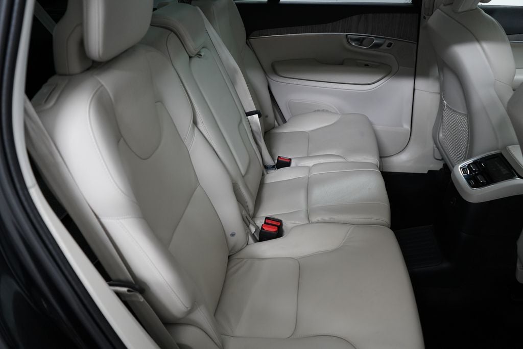 2024 Volvo XC90 Recharge Plug-In Hybrid T8 Plus Bright Theme 7 Passenger