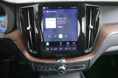 2023 Volvo XC60 Recharge Plug-In Hybrid T8 Plus Bright Theme