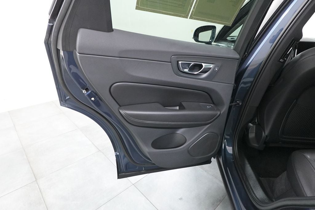 2023 Volvo XC60 B5 Core