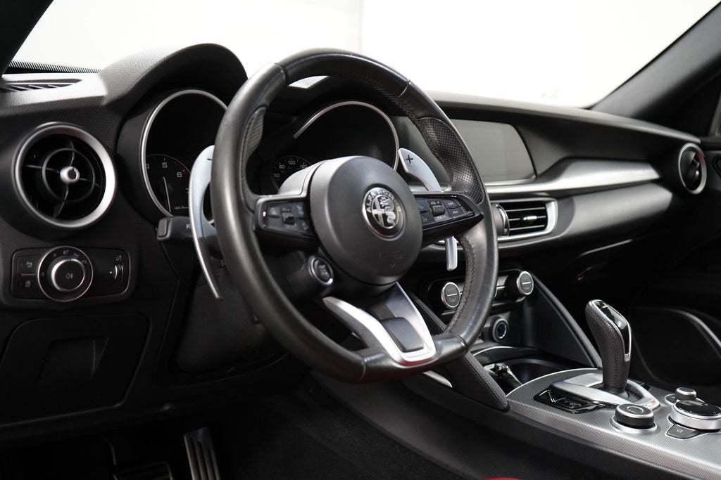 2023 Alfa Romeo Stelvio Veloce